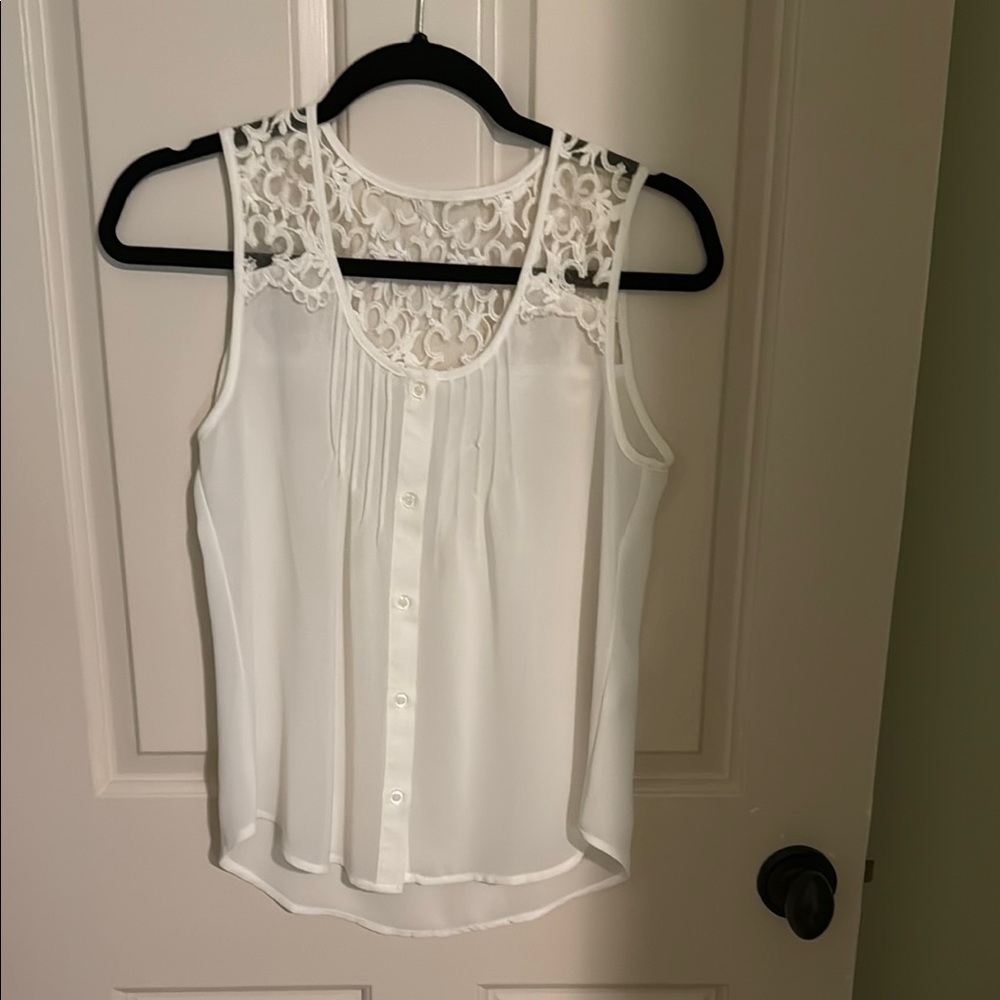 Mine Light Cream Buttoned Pleated Tank Top